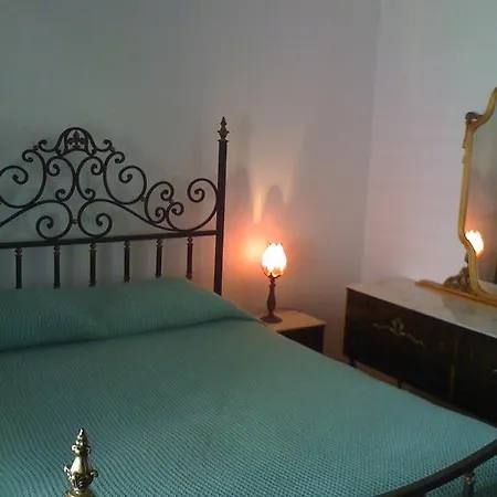 Apartment Amalfi Coast Gem, Off Beaten Path Cava deʼ Tirreni